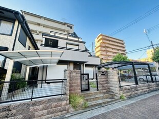 屋敷町戸建ての物件外観写真